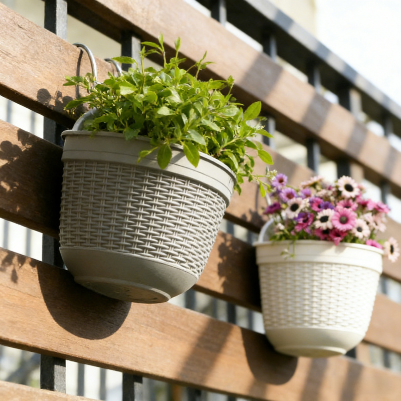 Vertical Wall Planter - Balcony Decoration Semi-Circular Wall-Mounted Flower Pot